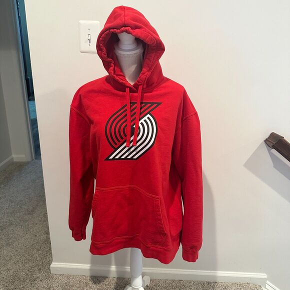 Portland Trail Blazers Damian Lillard  Hoodie - Red - XL - NBA, Basketball, Play - Picture 1 of 2